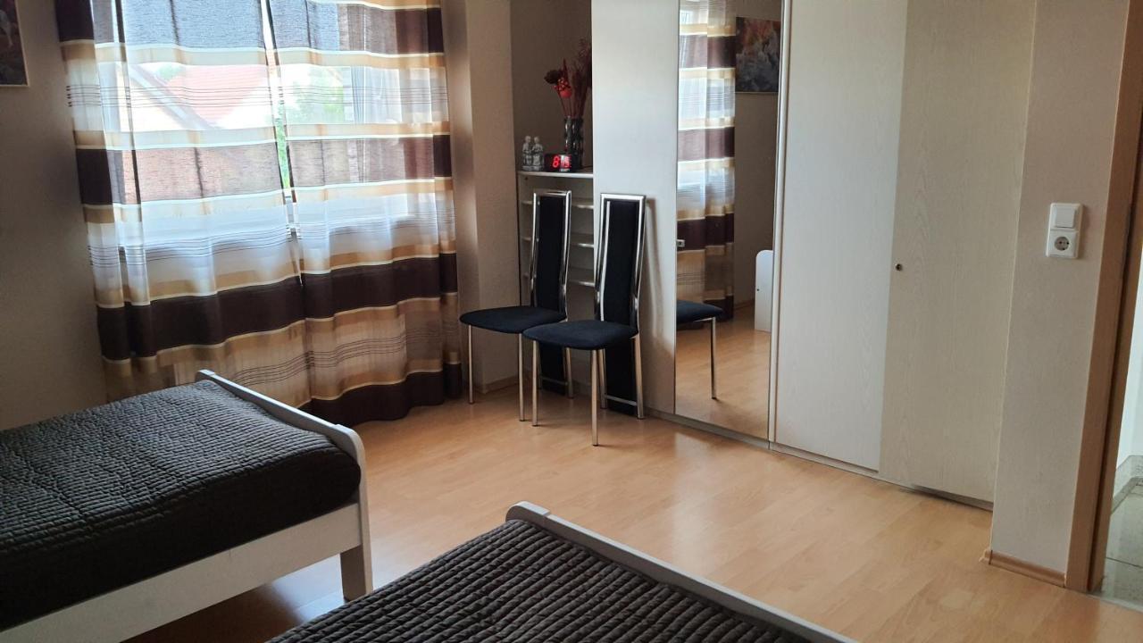 Nettes 2- Zimmer Apartment Sehnde Εξωτερικό φωτογραφία